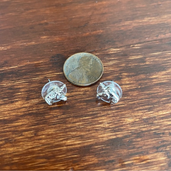 Unicorn | Silver Studs | Cute Earrings - Picture 3 of 3